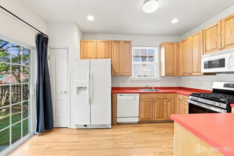 Photo 10 of 315 Birch Court, New Brunswick NJ 08901, New Brunswick, NJ
