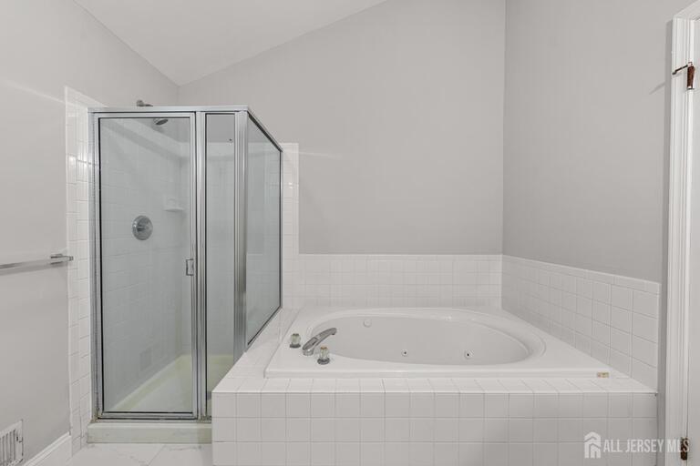 Photo 30 of 16 Lee Court # 405, Plainsboro NJ 08536, Plainsboro, NJ
