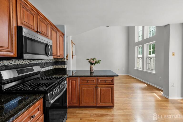 Photo 13 of 16 Lee Court # 405, Plainsboro NJ 08536, Plainsboro, NJ