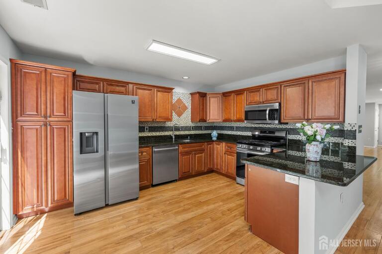 Photo 10 of 16 Lee Court # 405, Plainsboro NJ 08536, Plainsboro, NJ