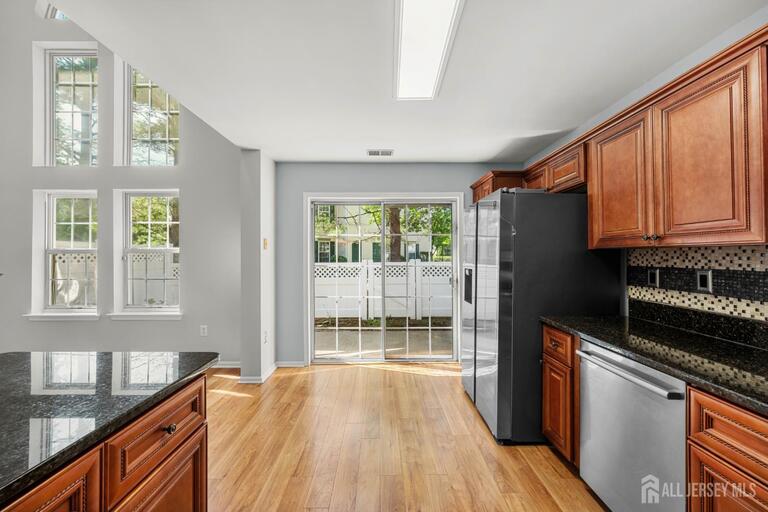 Photo 11 of 16 Lee Court # 405, Plainsboro NJ 08536, Plainsboro, NJ