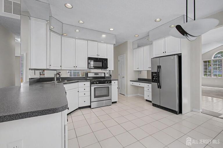Photo 14 of 17 Umberland Place, Monroe NJ 08831, Monroe, NJ
