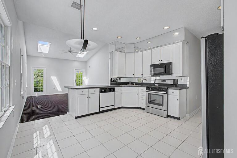 Photo 15 of 17 Umberland Place, Monroe NJ 08831, Monroe, NJ