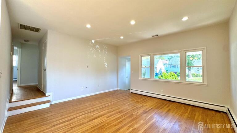 Photo 2 of 69 Mercer Street, Menlo Park Terrace NJ 08840, Menlo Park Terrace, NJ