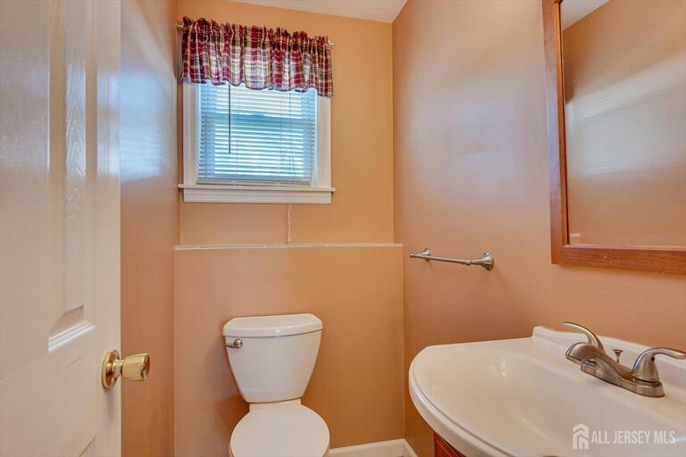 Photo 26 of 12 Dixon Drive, Woodbridge Proper NJ 07095, Woodbridge Proper, NJ