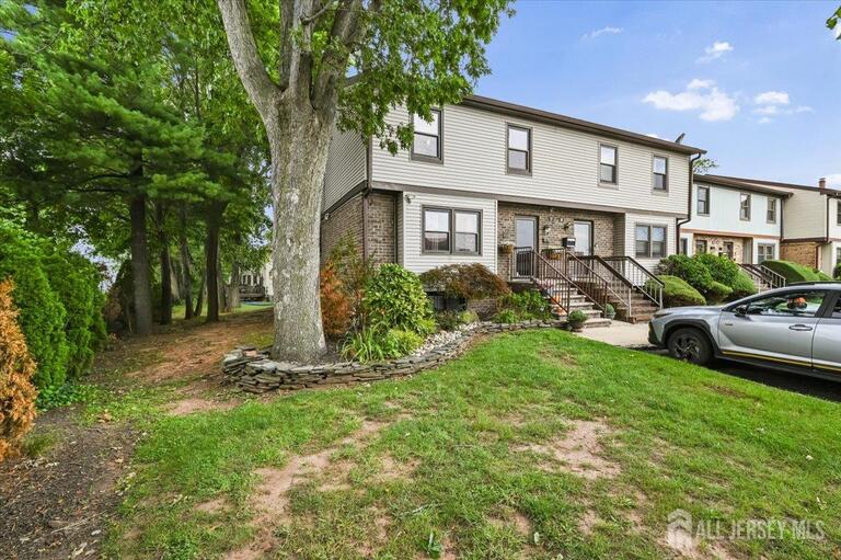 Photo 3 of 27 Highview Drive, Woodbridge Proper NJ 07095, Woodbridge Proper, NJ