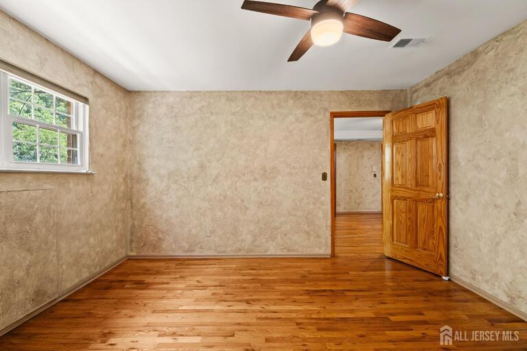 Photo 15 of 192 College Drive, Edison NJ 08817, Edison, NJ
