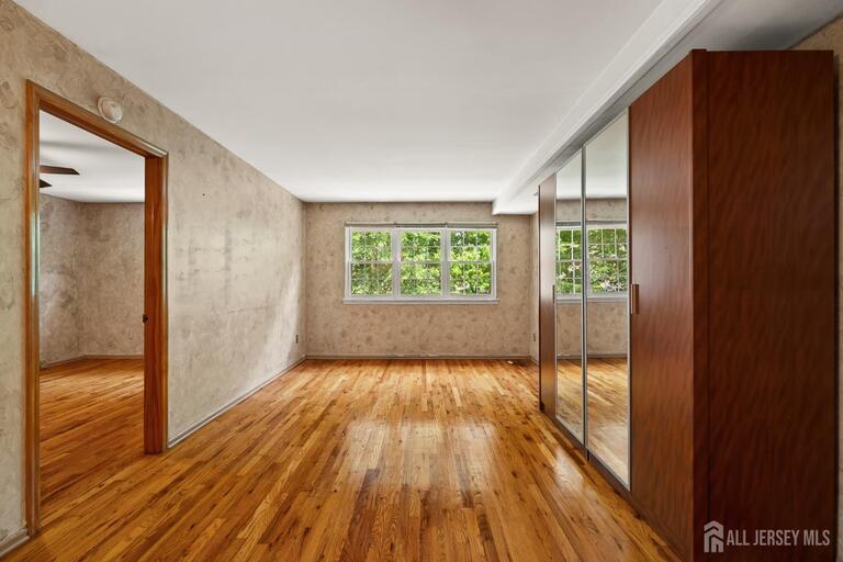 Photo 7 of 192 College Drive, Edison NJ 08817, Edison, NJ