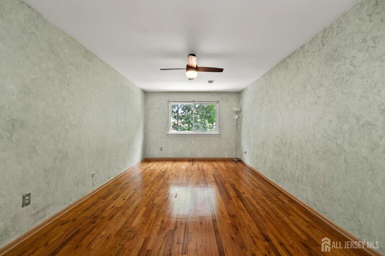 Photo 19 of 192 College Drive, Edison NJ 08817, Edison, NJ