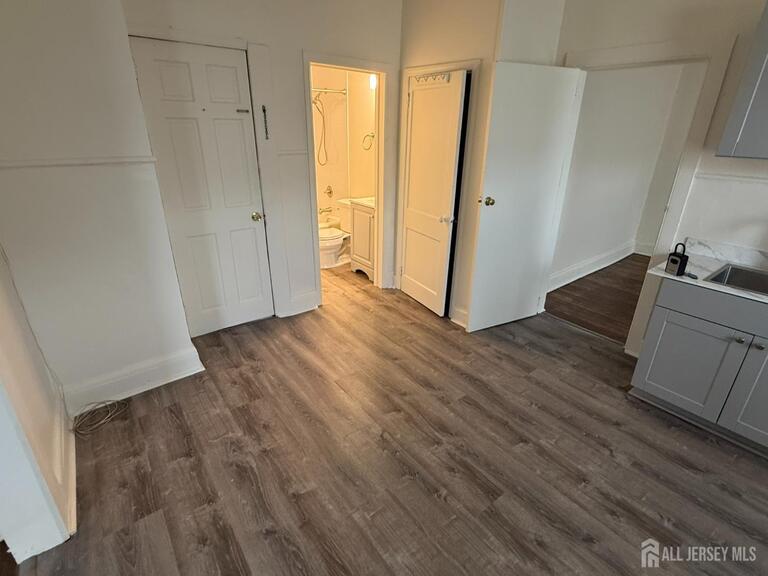 Photo 4 of 69 W Somerset Street W, Raritan NJ 08869, Raritan, NJ