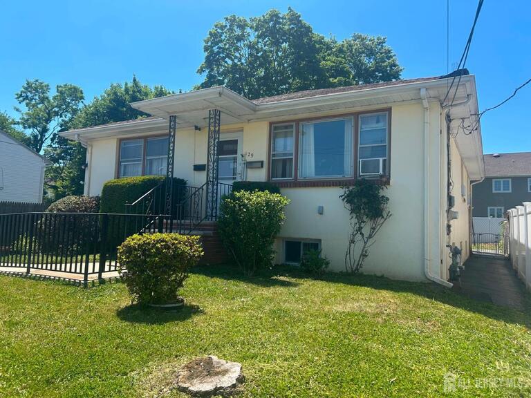 Photo 5 of 129 hampton Street, Metuchen NJ 08840, Metuchen, NJ