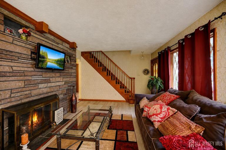 Photo 5 of 901 Milton Boulevard, Rahway NJ 07065, Rahway, NJ