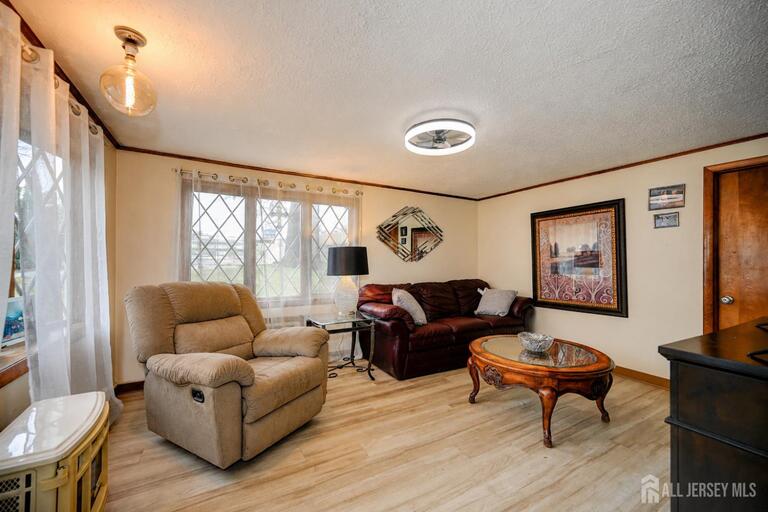 Photo 12 of 901 Milton Boulevard, Rahway NJ 07065, Rahway, NJ
