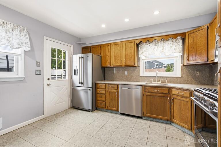 Photo 8 of 2 Carter Place, Sayreville NJ 08859, Sayreville, NJ