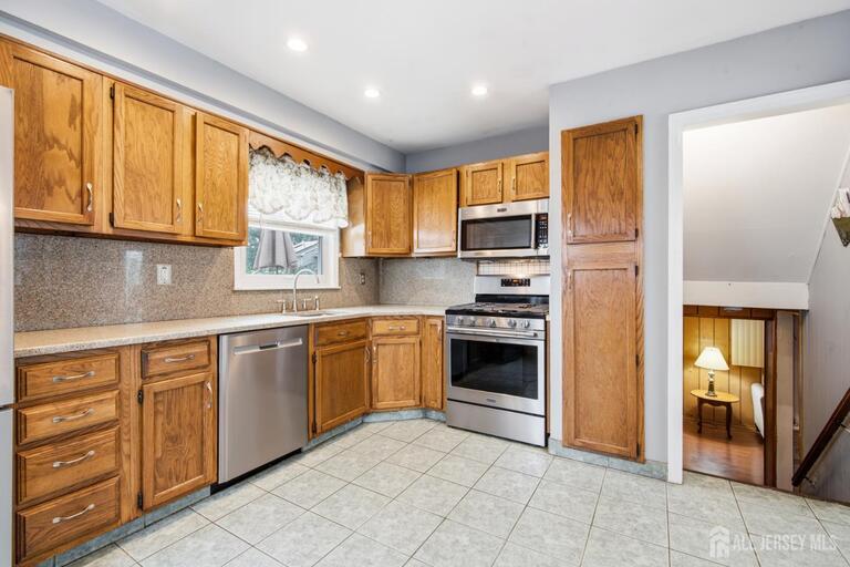 Photo 9 of 2 Carter Place, Sayreville NJ 08859, Sayreville, NJ