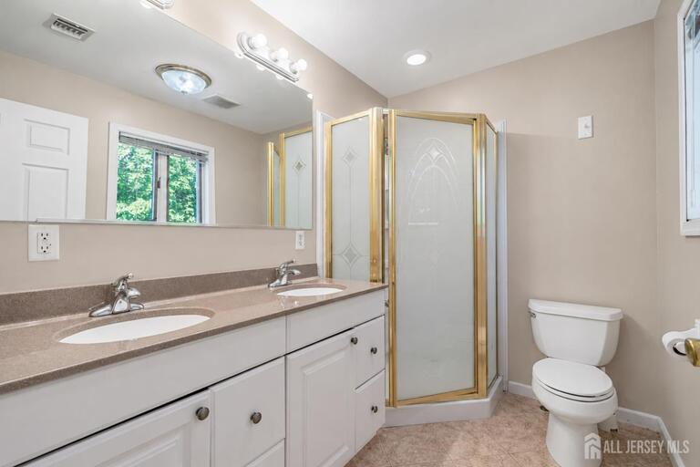 Photo 23 of 24 Winthrop Road, Edison NJ 08817, Edison, NJ