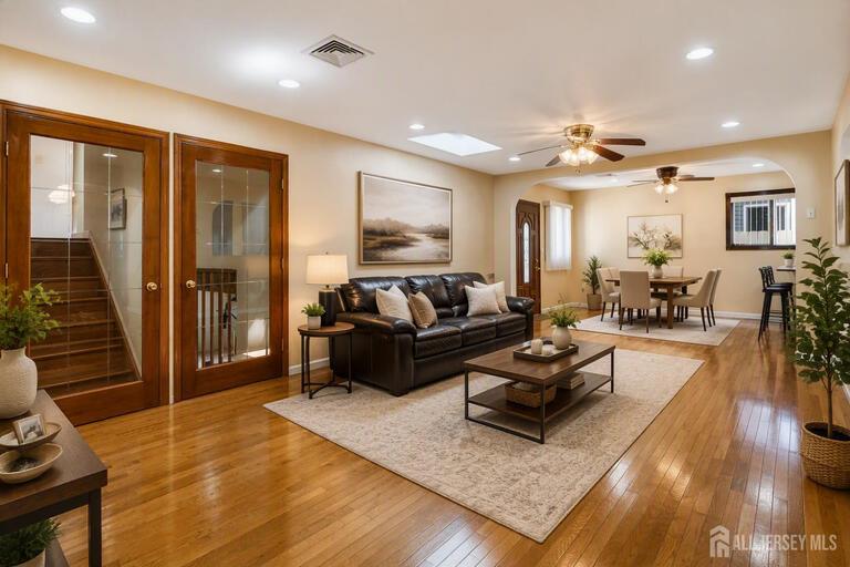 Photo 17 of 24 Winthrop Road, Edison NJ 08817, Edison, NJ