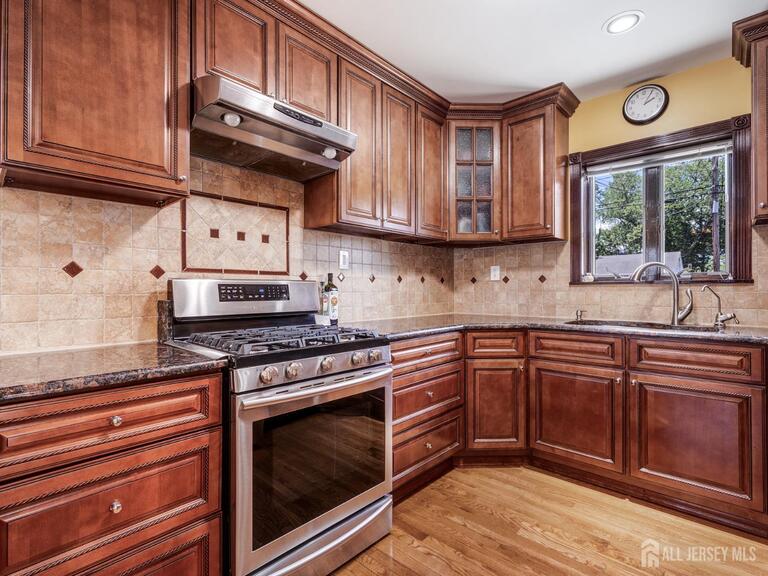 Photo 10 of 24 Winthrop Road, Edison NJ 08817, Edison, NJ