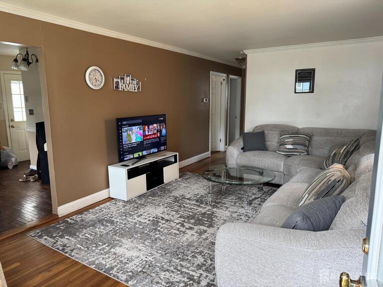 Photo 5 of 211 E Louis Place E, Iselin NJ 08830, Iselin, NJ