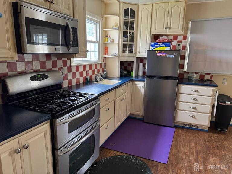 Photo 7 of 211 E Louis Place E, Iselin NJ 08830, Iselin, NJ