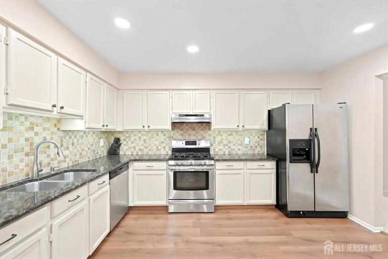 Photo 6 of 137 Redpine Loop, Old Bridge NJ 08857, Old Bridge, NJ