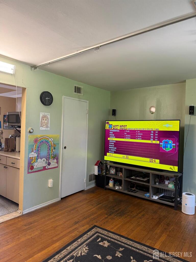 Photo 5 of 192 Evergreen Road # 5A, Edison NJ 08837, Edison, NJ