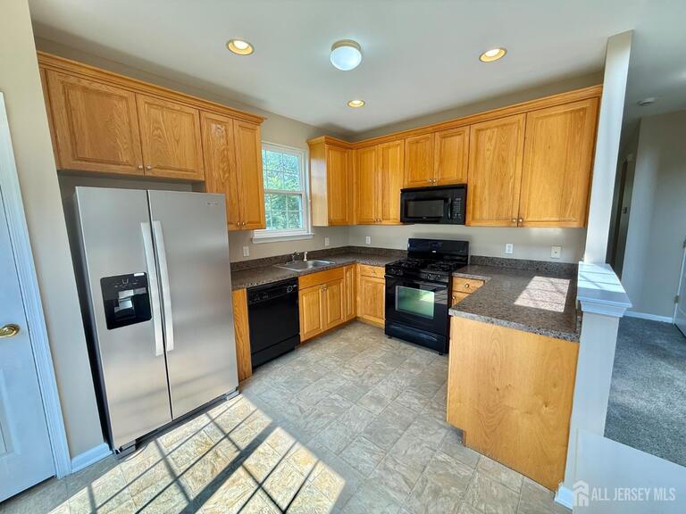 Photo 7 of 216 Alder Court, New Brunswick NJ 08901, New Brunswick, NJ