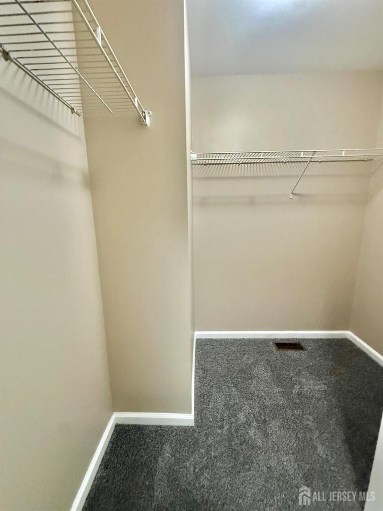 Photo 14 of 216 Alder Court, New Brunswick NJ 08901, New Brunswick, NJ