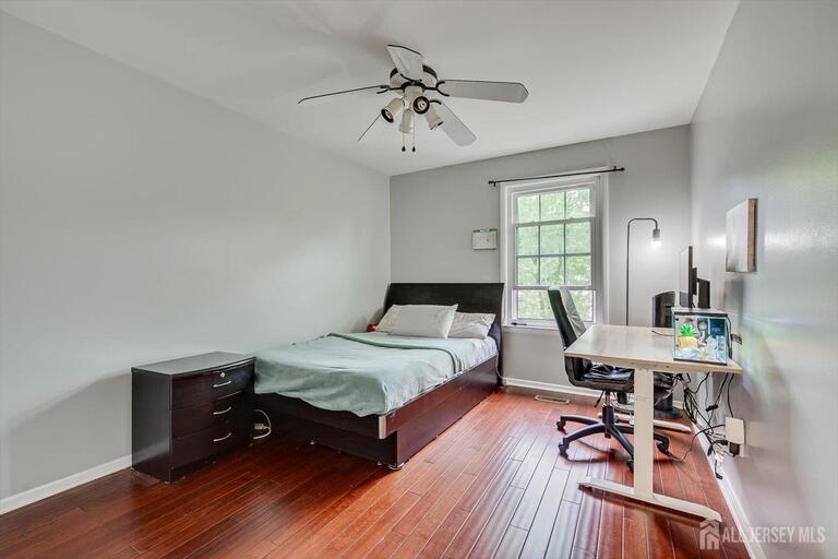 Photo 40 of 4506 Stonehedge Road, Edison NJ 08820, Edison, NJ