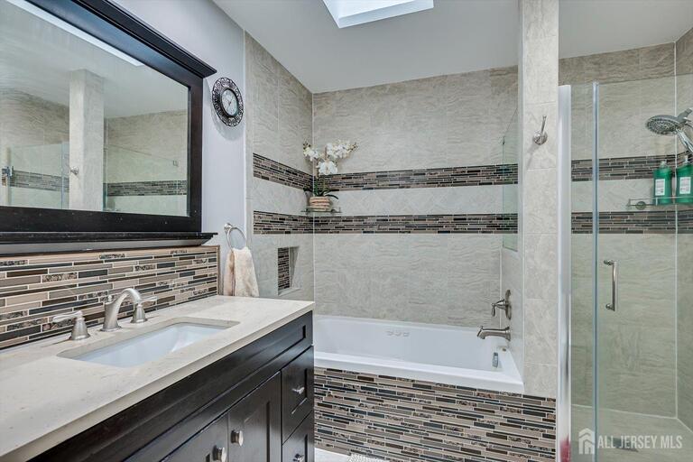 Photo 34 of 4506 Stonehedge Road, Edison NJ 08820, Edison, NJ