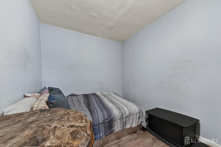 Photo 10 of 816-826 W Grand Street # 3A, Elizabeth NJ 07202, Elizabeth, NJ