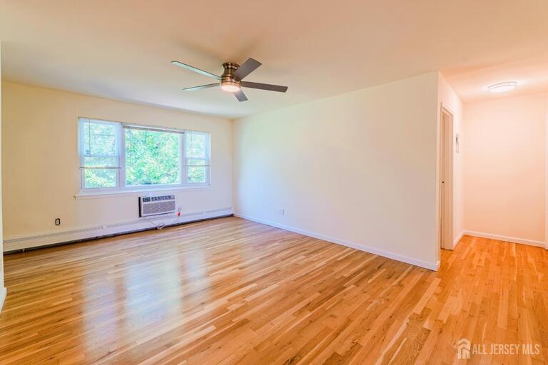 Photo 2 of 93 Fox Road # 3B, Edison NJ 08817, Edison, NJ