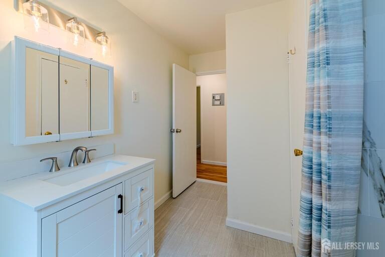 Photo 18 of 93 Fox Road # 3B, Edison NJ 08817, Edison, NJ
