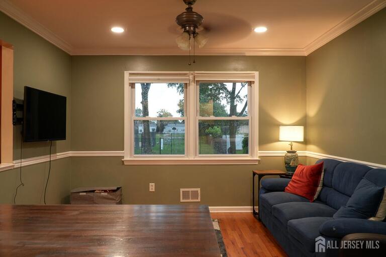 Photo 8 of 150 Farragut Avenue, Middlesex NJ 08864, Middlesex, NJ