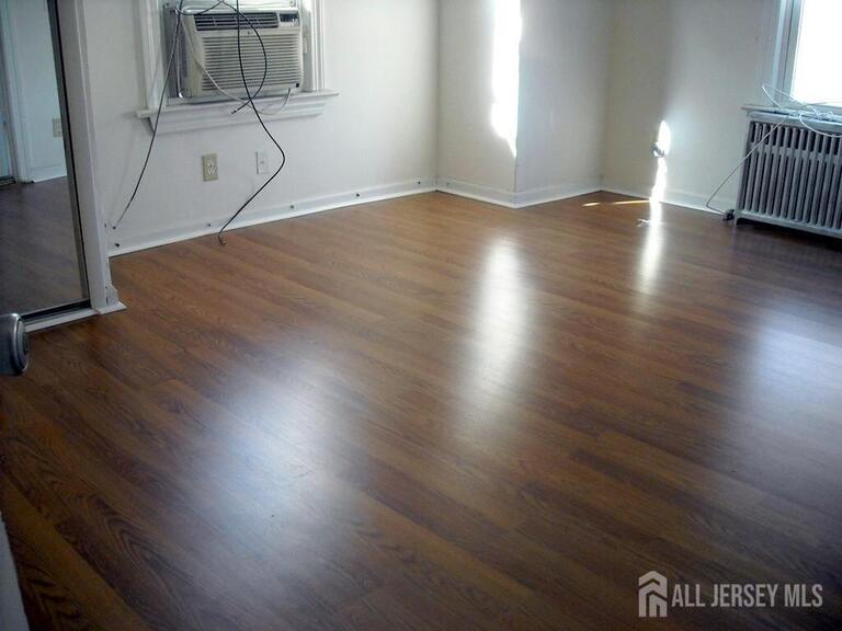 Photo 8 of 301 Penfield Place # 301, Dunellen NJ 08812, Dunellen, NJ