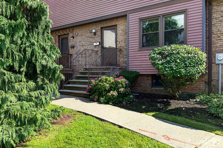 Photo 30 of 71 Highview Drive, Woodbridge Proper NJ 07095, Woodbridge Proper, NJ