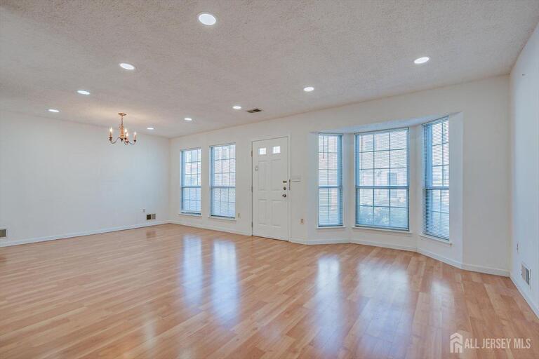 Photo 16 of 230 Kempsey Drive, North Brunswick NJ 08902, North Brunswick, NJ