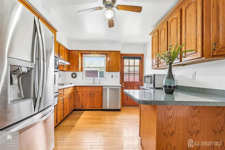 Photo 7 of 124 Sonora Avenue, Iselin NJ 08830, Iselin, NJ