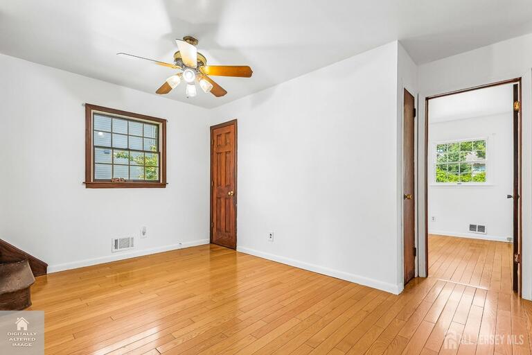 Photo 5 of 124 Sonora Avenue, Iselin NJ 08830, Iselin, NJ