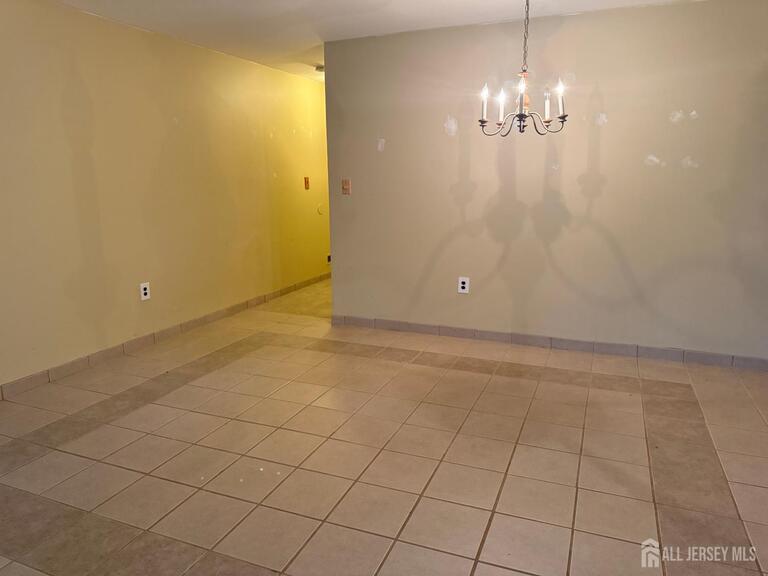 Photo 4 of 109 applegate Lane, East Brunswick NJ 08816, East Brunswick, NJ