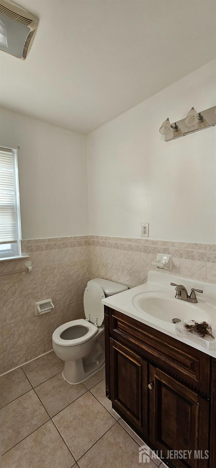 Photo 21 of 655 4th Street, Newark NJ 07104, Newark, NJ