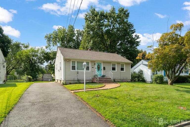 Photo 3 of 408 Richard Way, North Plainfield NJ 07962, North Plainfield, NJ