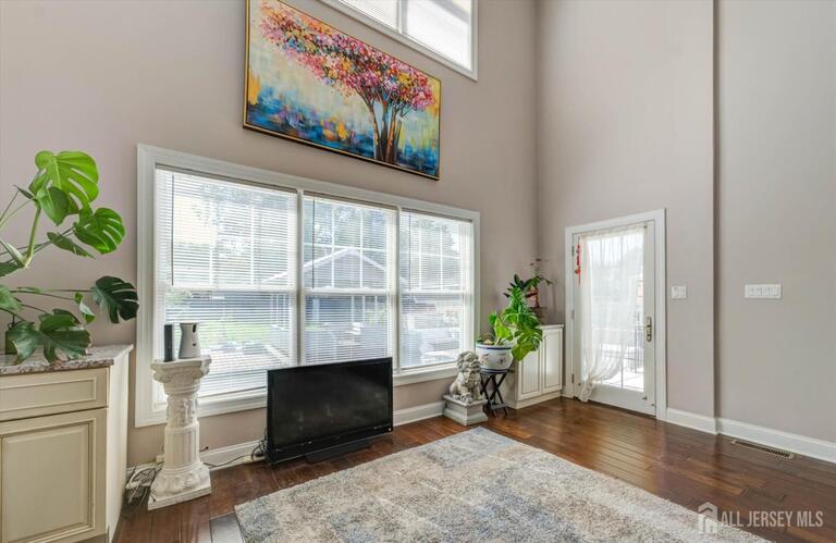 Photo 10 of 302 Central Avenue, Edison NJ 08817, Edison, NJ