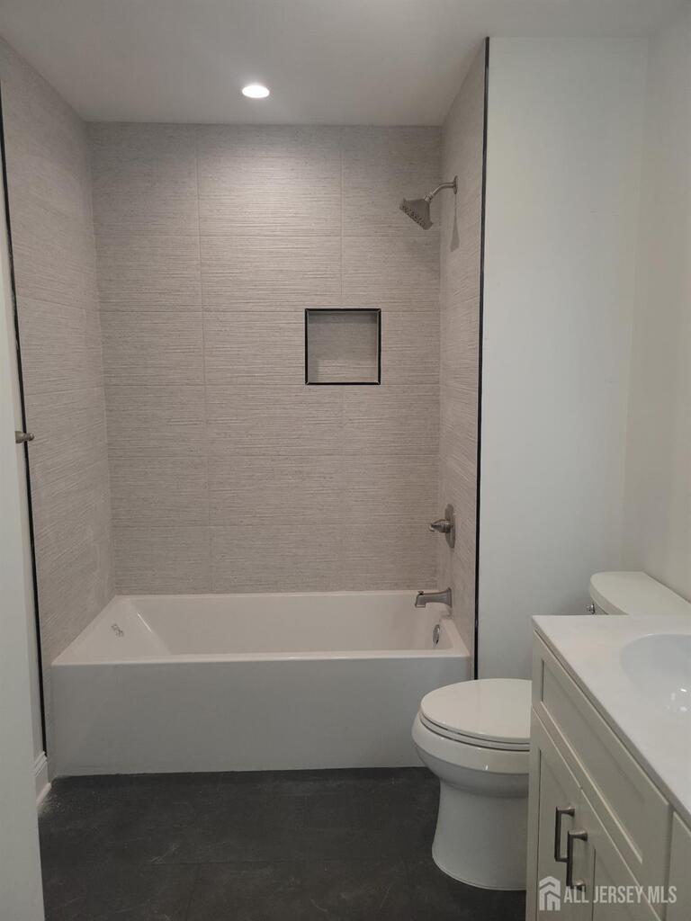 Photo 11 of 208 E James Place E, Iselin NJ 07095, Iselin, NJ