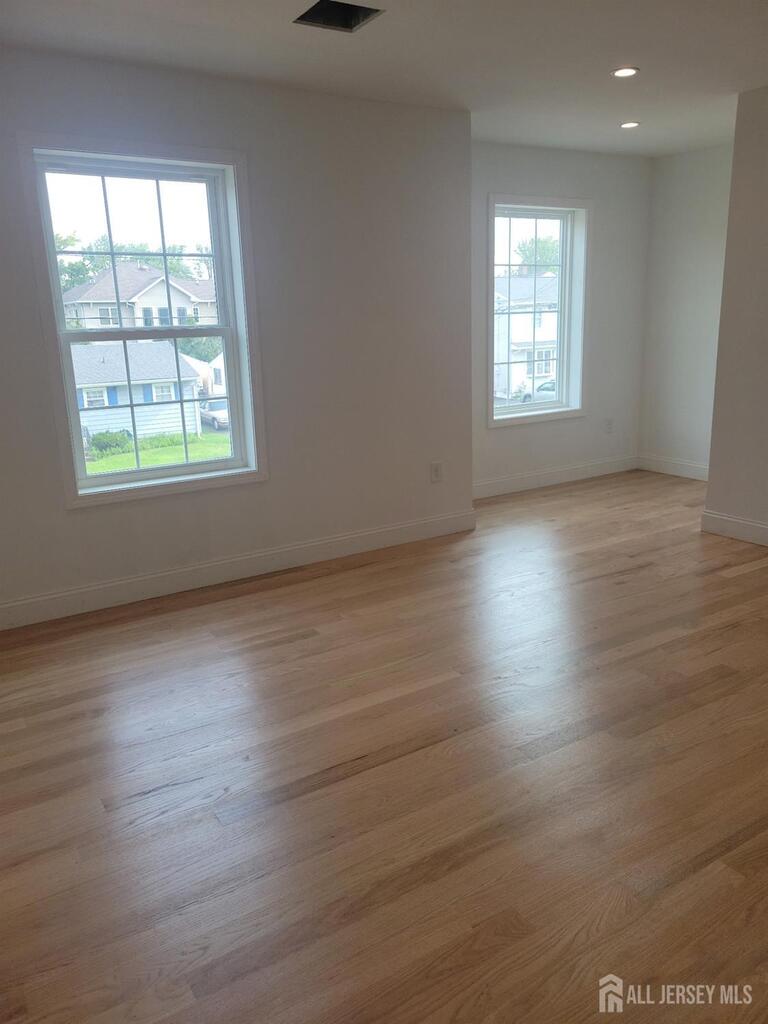 Photo 9 of 208 E James Place E, Iselin NJ 07095, Iselin, NJ