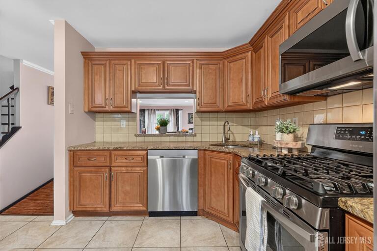 Photo 8 of 390 McDowell Drive, East Brunswick NJ 08816, East Brunswick, NJ