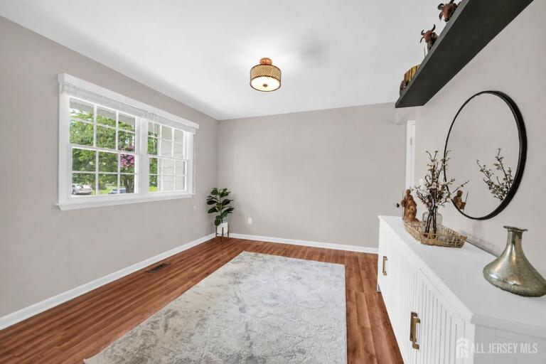 Photo 13 of 76 Seymour Terrace, Piscataway NJ 08854, Piscataway, NJ