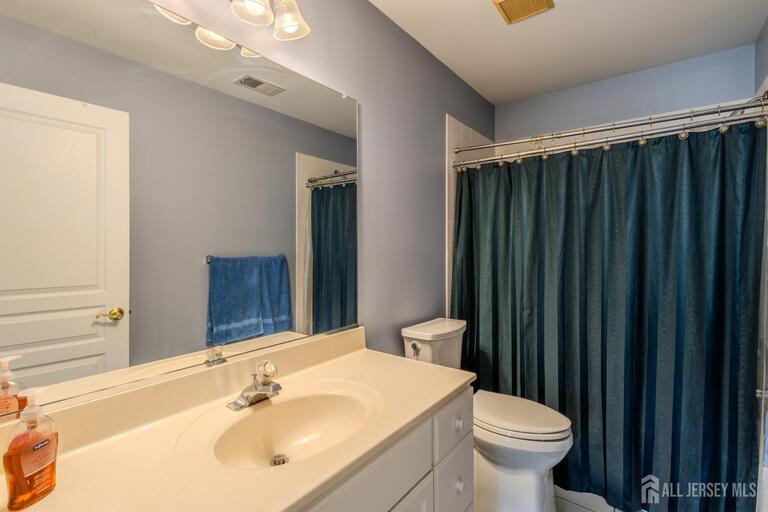 Photo 31 of 18 Hartlander Street, East Brunswick NJ 08816, East Brunswick, NJ