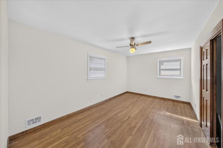 Photo 17 of 204 MARLIN Drive, Fords NJ 08863, Fords, NJ