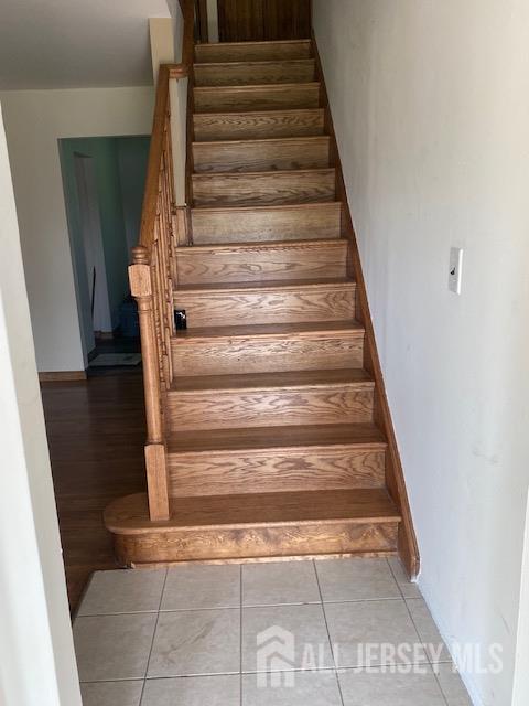 Photo 3 of 204 MARLIN Drive, Fords NJ 08863, Fords, NJ